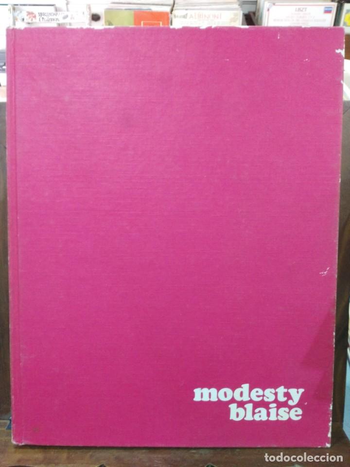 C&oacute;mics: Modesty Blaise - Tomo 1 - Burulan Ediciones 1974 - Foto 1