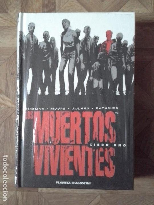 Comics: LOS MUERTOS VIVIENTES - LIBRO UNO - PRECINTADO