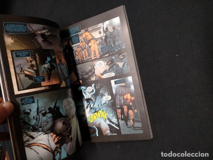 C&oacute;mics: BATMAN - ARKHAM UNHINGED - VOLUMEN 3 - ECC - Foto 3