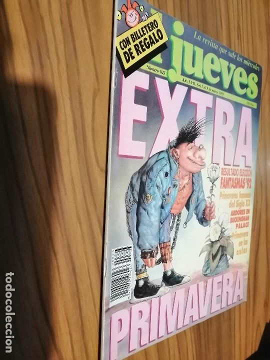 Comics: EL JUEVES 823. EXTRA PRIMAVERA. REVISTA DE HUMOR. GRAPA. BUEN ESTADO.