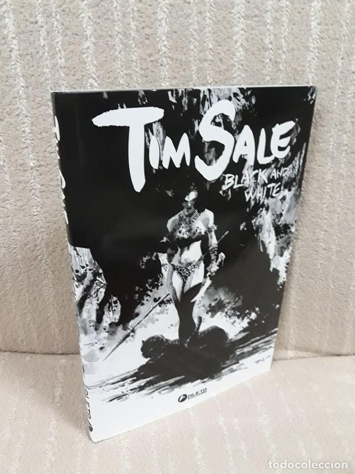 C&oacute;mics: TIM SALE. BLACK AND WHITE - ALETA EDICIONES - Foto 1