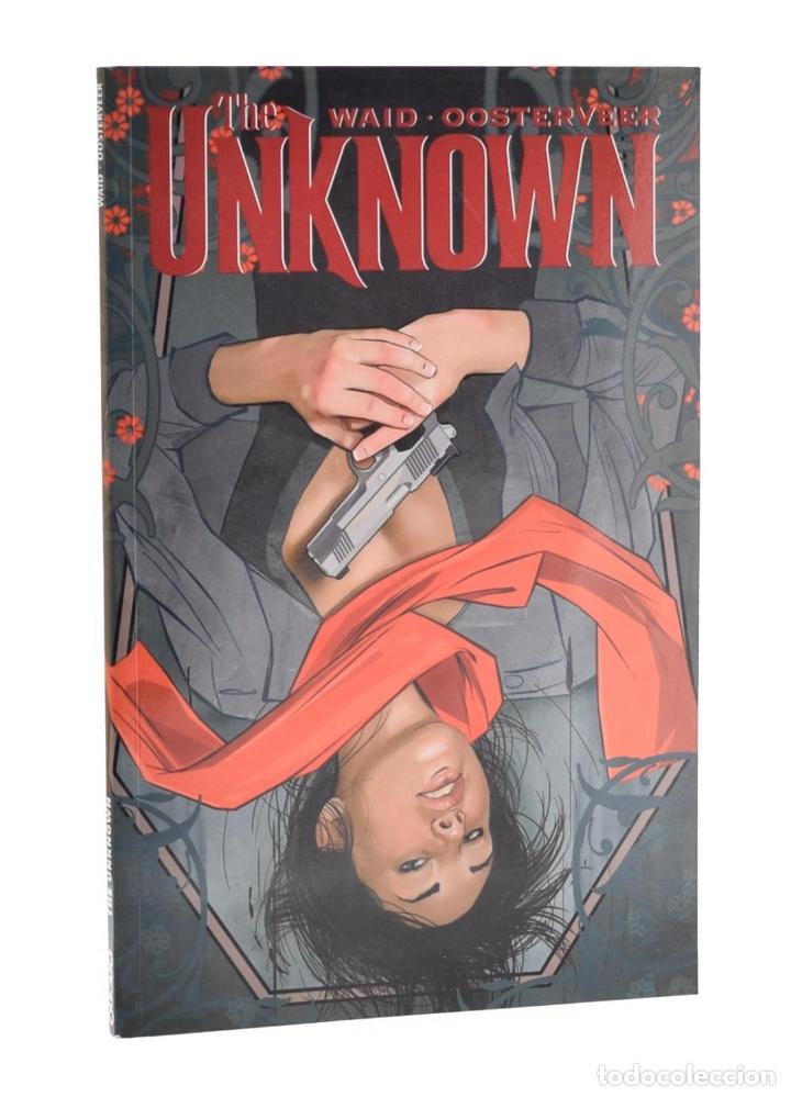 C&oacute;mics: THE UNKNOWN - WAID, Mark / OOSTERVEER, Minck - Foto 1