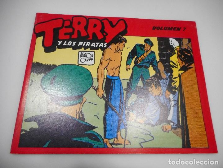 C&oacute;mics: MILTON CANIFF   Terry y los piratas Vol.7      Q1W - Foto 1