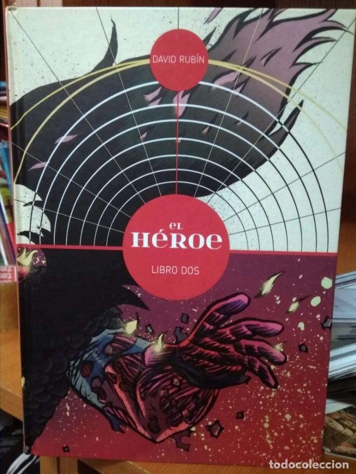 C&oacute;mics: El H&eacute;roe, libro dos, David Rub&iacute;n, editorial Astiberri - Foto 1