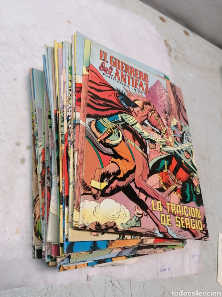 C&oacute;mics: El Guerrero del Antifaz 70 n&uacute;meros - Foto 1