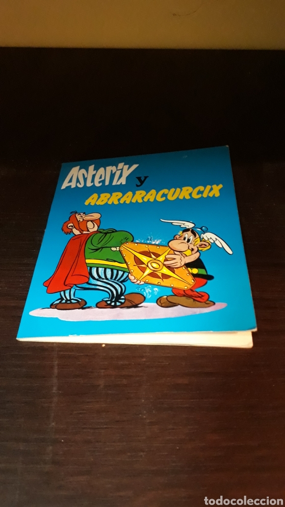 C&oacute;mics: Asterix y Abraracurcix, librito,SUSAETA - Foto 1