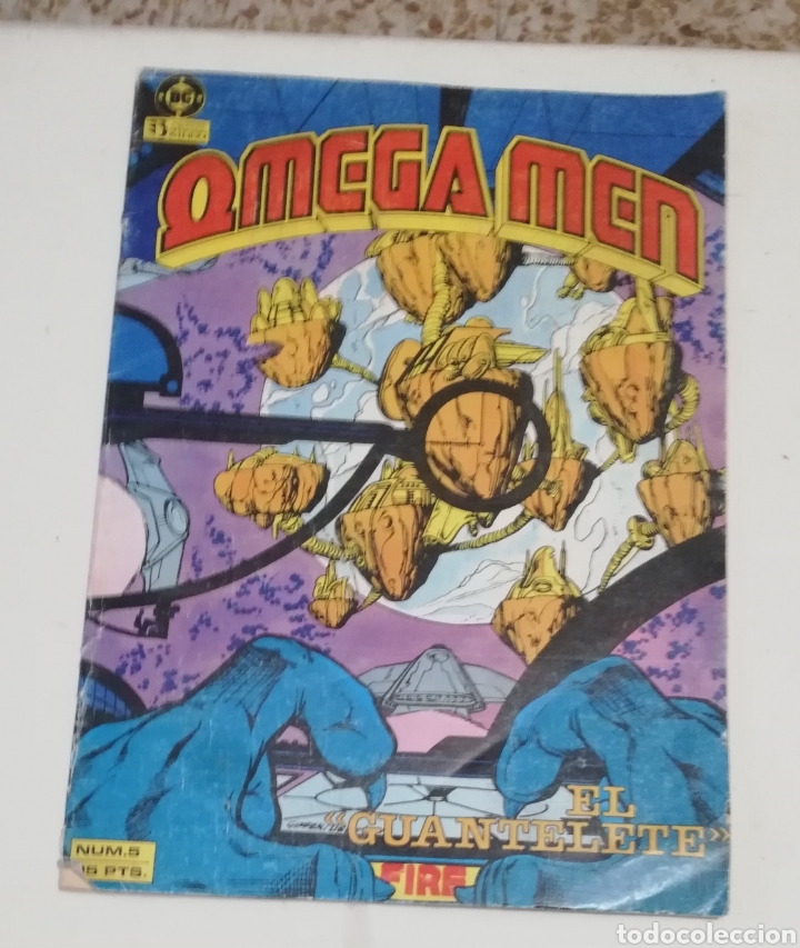 C&oacute;mics: C&oacute;mic Omega Men, El Guantelete - Foto 1