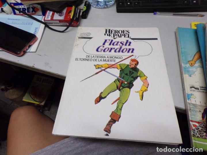 C&oacute;mics: ESTAMOS LIQUIDANDO. heroes de papel - flash gordon - Foto 1