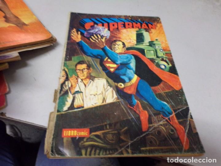 C&oacute;mics: ESTAMOS LIQUIDANDO. superman librocomic tomo L - Foto 1