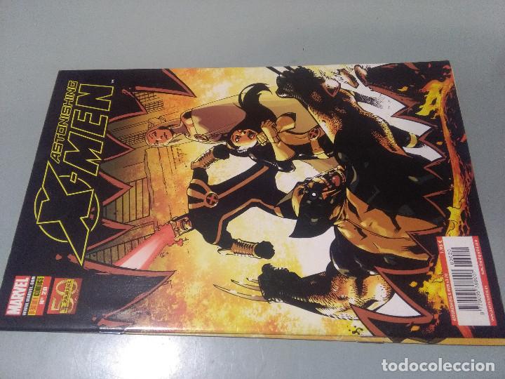 C&oacute;mics: ASTONISHING X MEN 13-16-20-21 - Foto 4