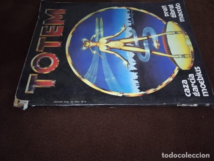 C&oacute;mics: TOTEM 30 - Foto 2