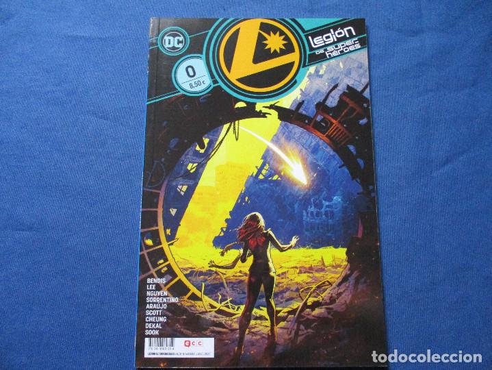 C&oacute;mics: DC / LEGI&Oacute;N DE SUPERH&Eacute;ROES N.&ordm; 0 de BRIAN MICHAEL BENDIS y JIM LEE &middot; ECC - NUEVO - Foto 1