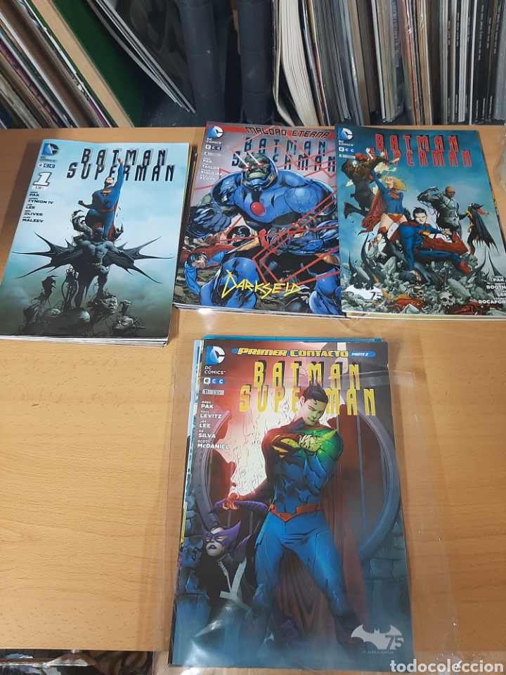 C&oacute;mics: Batman superman ecc primera version 16 numeros - Foto 1