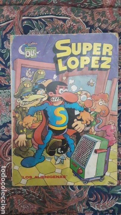 C&oacute;mics: SUPERLOPEZ - LOS ALIEN&Iacute;GENAS - Foto 1