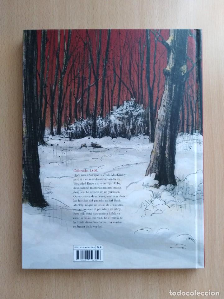 C&oacute;mics: ROJO COMO LA NIEVE. Christian de Metter - Foto 2