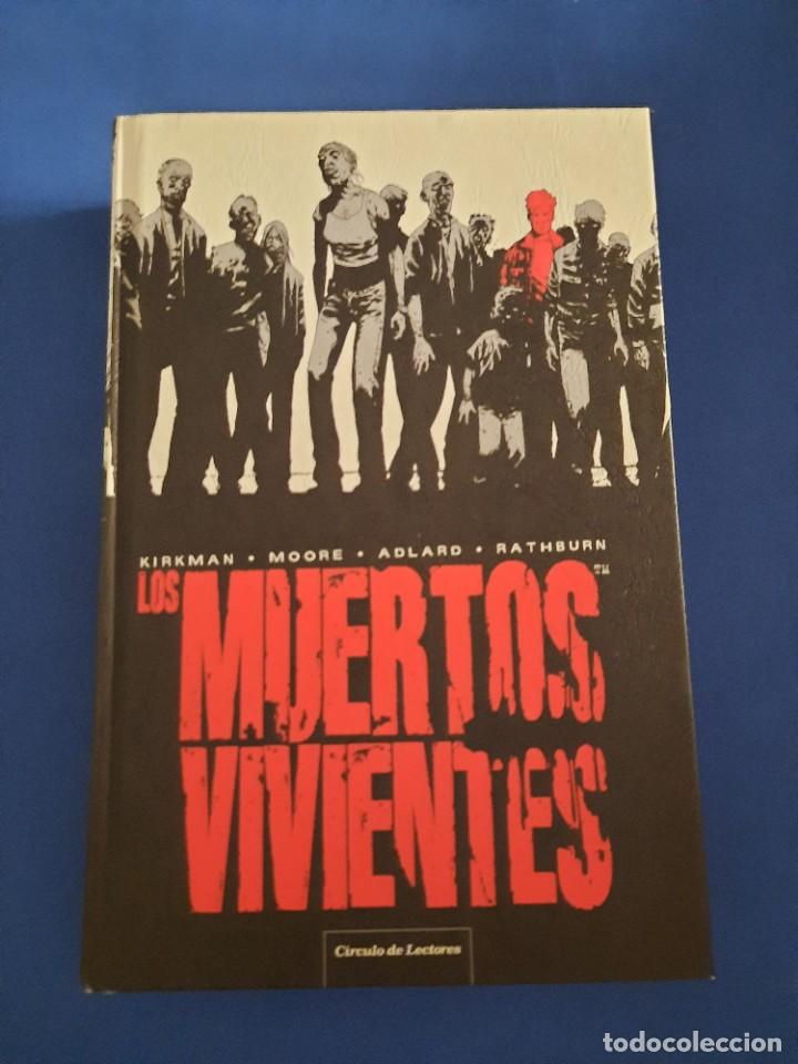 C&oacute;mics: E1B1 LOS MUERTOS VIVIENTES CIRCULO DE LECTORES - Foto 1