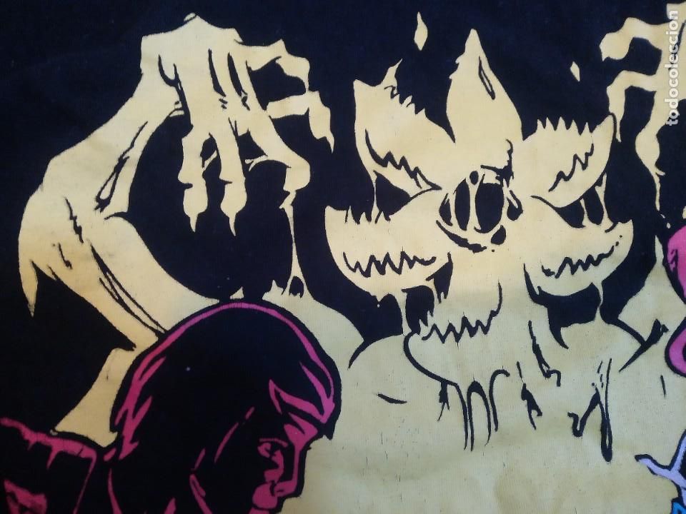 C&oacute;mics: Camiseta Stranger Things Netflix talla M - Foto 2
