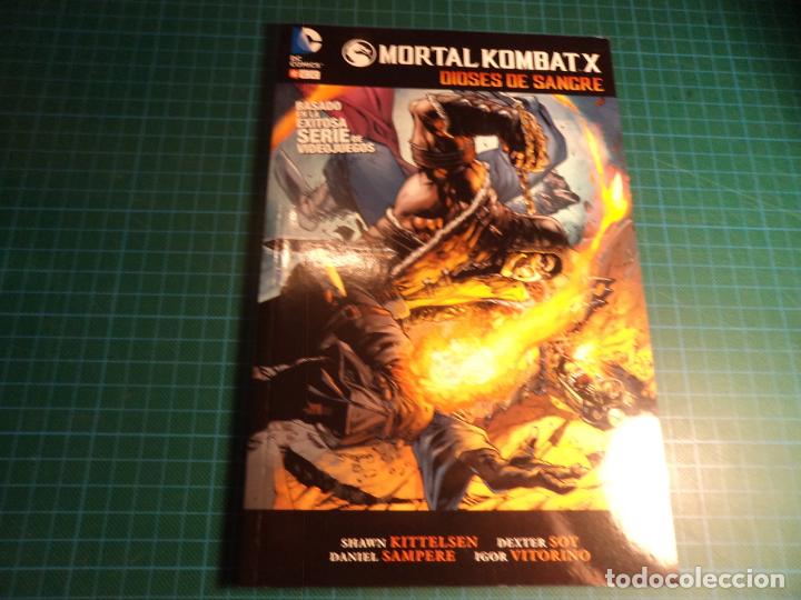 C&oacute;mics: Mortal Kombat X. Dioses de sangre. ECC Ediciones. MBE. (S-B) - Foto 1