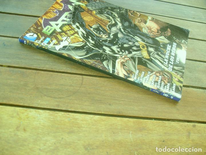 C&oacute;mics: BATMAN. LA NOCHE DE LOS BUHOS FINAL. N&ordm;. 6.DC COMICS. ECC EDICIONES. 2013 - Foto 2