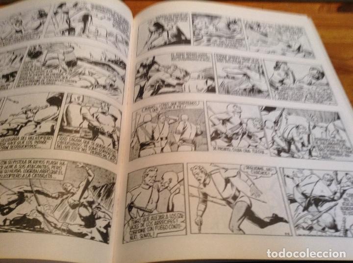 C&oacute;mics: GORDON EN EL PLANETA MONGO ( BRIGGS ). VOL 1 y 2 - Foto 3