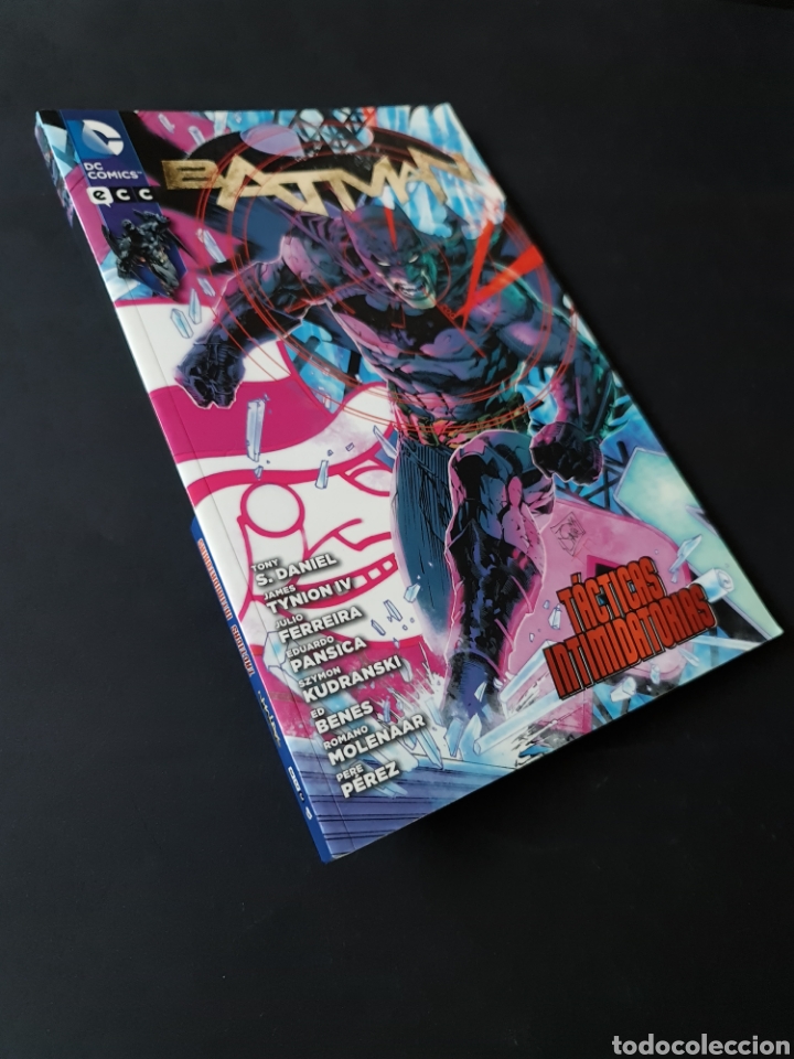 C&oacute;mics: BATMAN TECNICAS INTIMIDATORIAS DC COMICS ECC - Foto 1