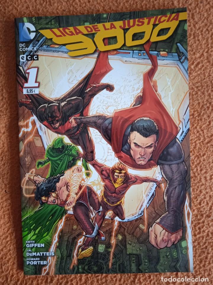 C&oacute;mics: Liga de la justicia 3000 n&uacute;mero 1 ECC comics DC - Foto 1