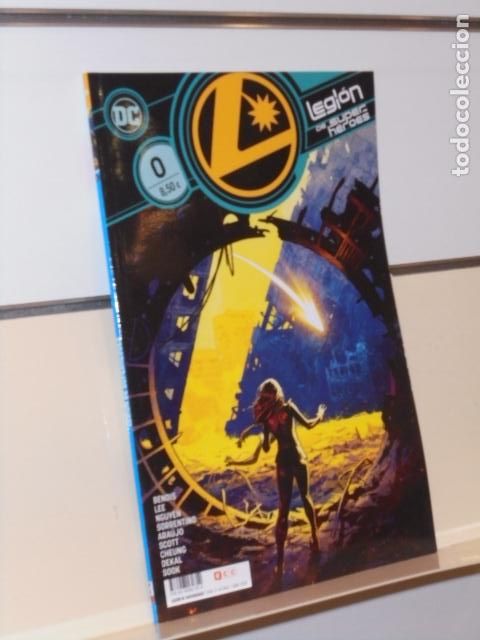 C&oacute;mics: LEGION DE SUPERHEROES TOMO N&ordm; 0 BENDIS DC - ECC OFERTA - Foto 1