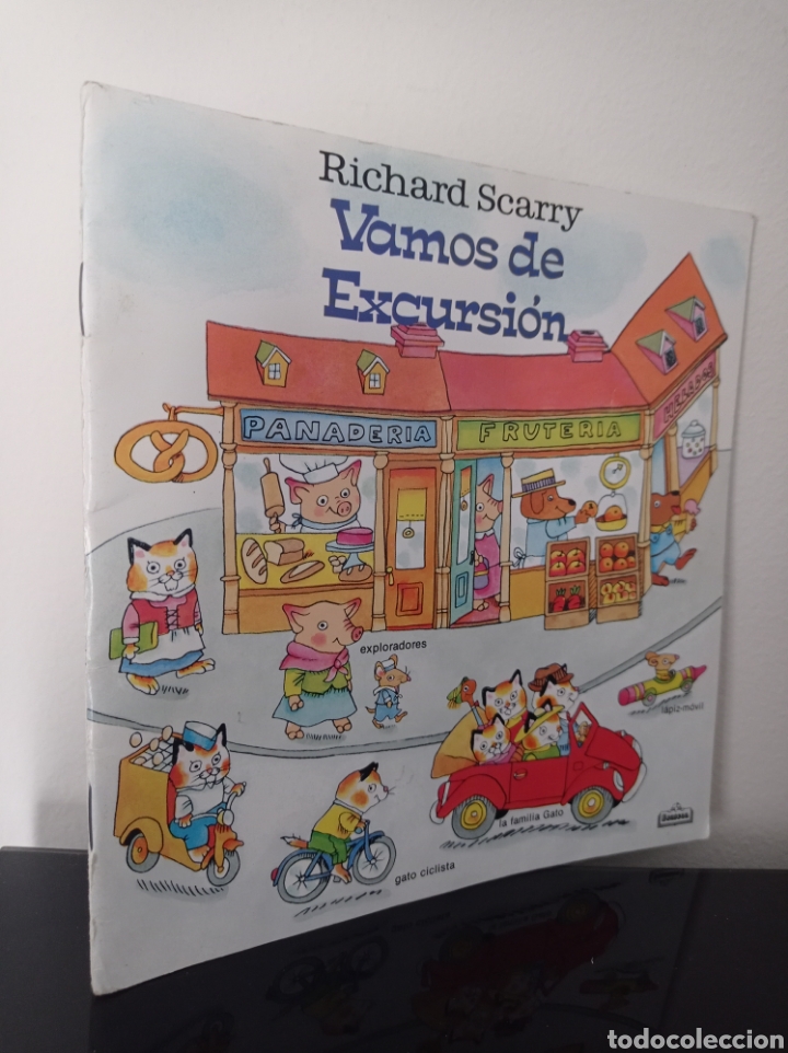 C&oacute;mics: VAMOS DE EXCURSI&Oacute;N - RICHARD SCARRY - BEASCOA 1991 - Foto 1