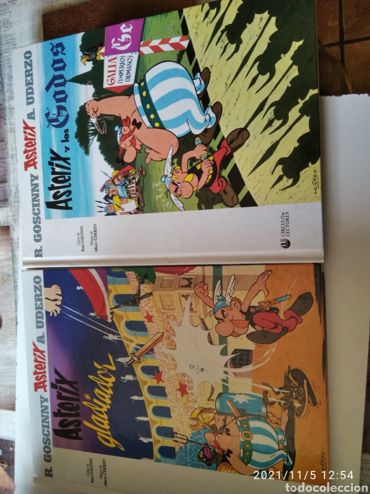 C&oacute;mics: Lote de 25 c&oacute;mics Ast&eacute;rix, c&iacute;rculo de lectores - Foto 12