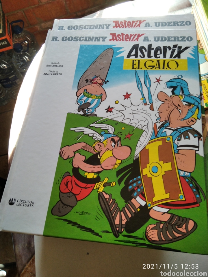 C&oacute;mics: Lote de 25 c&oacute;mics Ast&eacute;rix, c&iacute;rculo de lectores - Foto 1