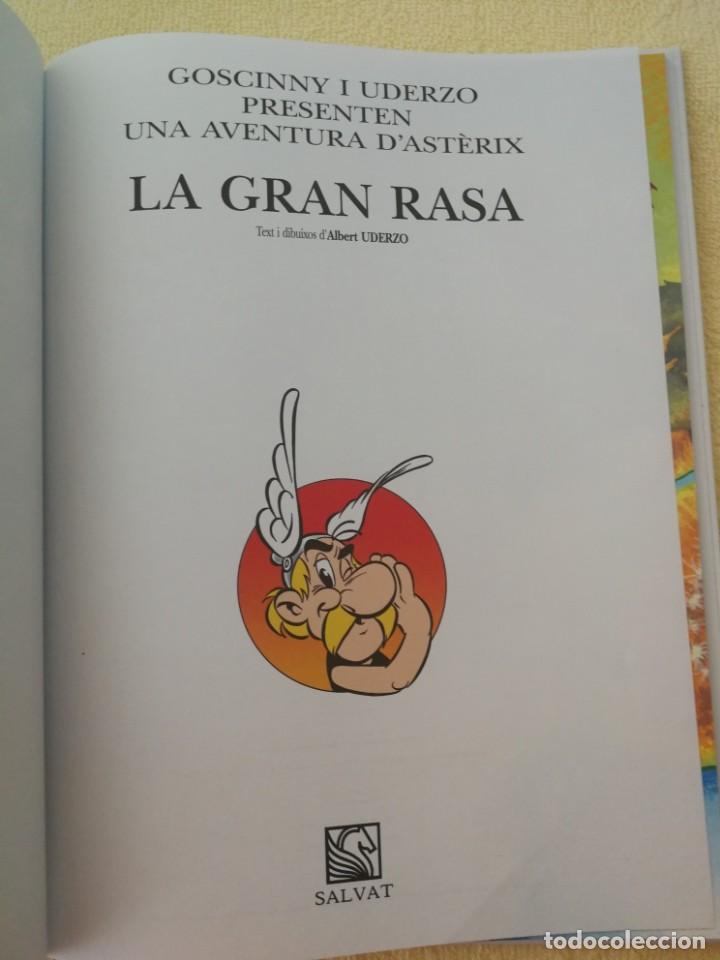 C&oacute;mics: ASTERIX &ndash; LA GRAN RASA &ndash; N&ordm; 25 &ndash; EDICION EN CATALAN &ndash; EDITORIAL SALVAT - Foto 2
