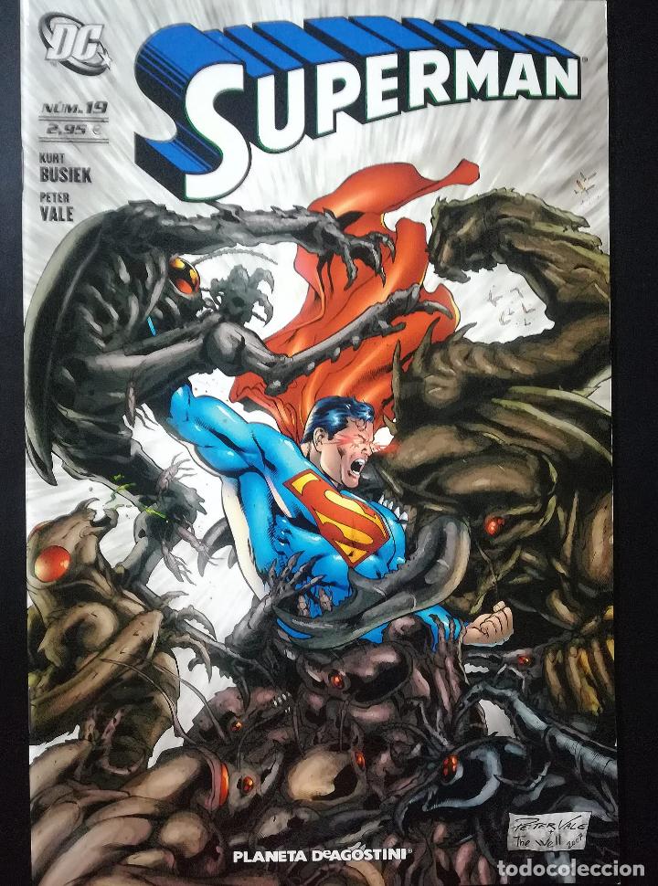 C&oacute;mics: SUPERMAN ECC NUMERO 19 - Foto 1