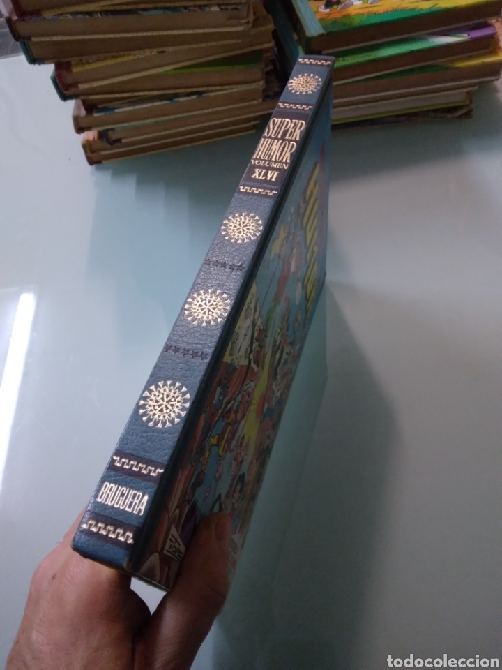 C&oacute;mics: Los pitufos, Ediciones Bruguera, tomo 46 - Foto 2
