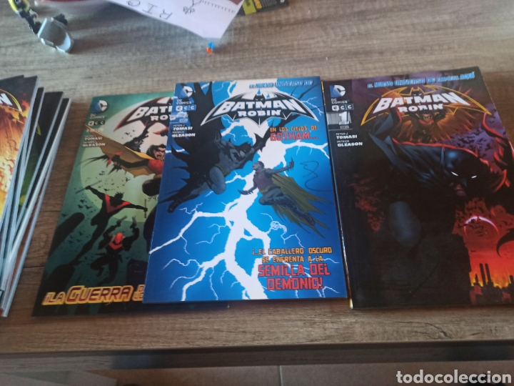 C&oacute;mics: Batman y robin 12 n&uacute;meros completa ecc - Foto 1