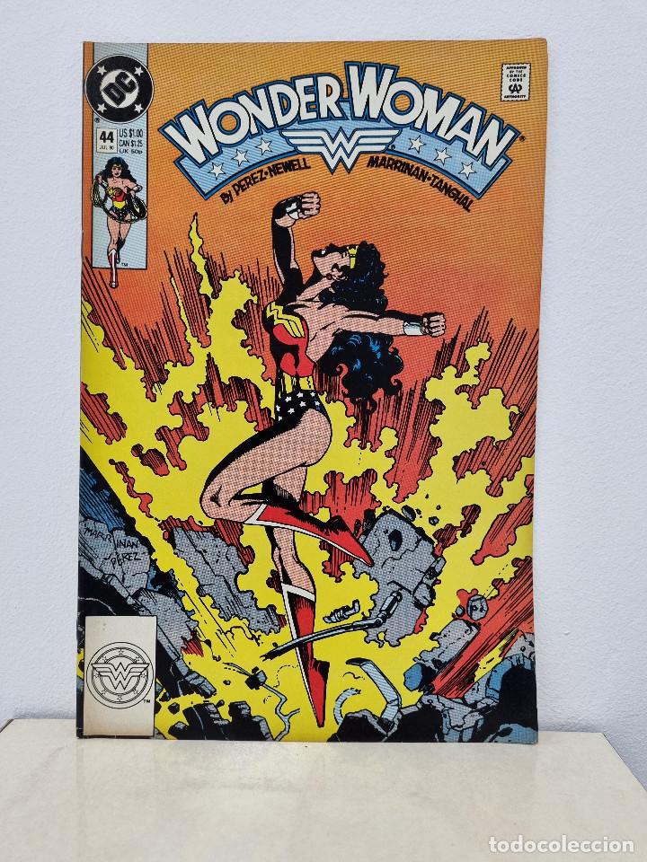 C&oacute;mics: WONDER WOMAN 44 (DC Comics, en ingles) - Foto 1