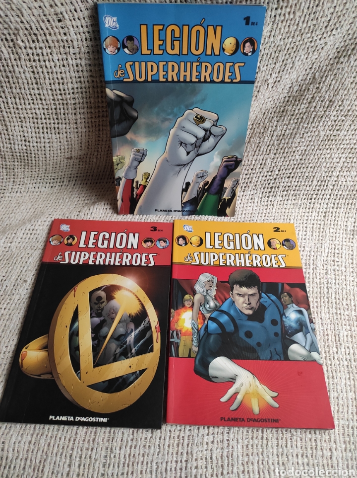 C&oacute;mics: LEGION DE SUPER HEROES - LOTE CON LOS TOMOS 1 AL 3 - Foto 1