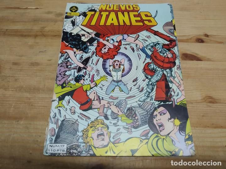 C&oacute;mics: NUEVOS TITANES 17 - Foto 1