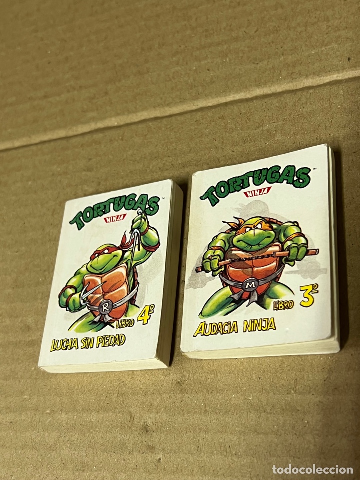 C&oacute;mics: 2 x mini libro tortugas ninja vol 3 y 4 - Foto 1