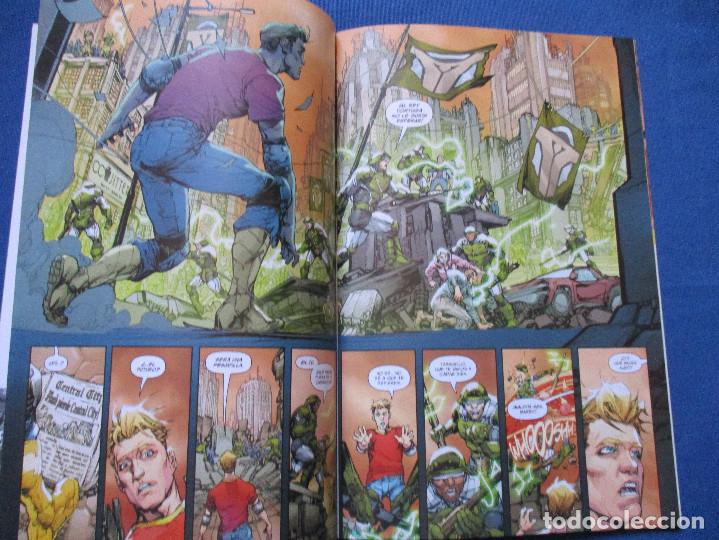 C&oacute;mics: DC / FLASH N.&ordm; 50 - 36 A&Ntilde;O UNO PARTE 1 DE 3 &middot; ECC - Foto 3