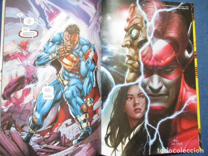 C&oacute;mics: DC / FLASH PORVENIR N.&ordm; 1 H&Eacute;ROES EN CRISIS &middot; ECC - Foto 3
