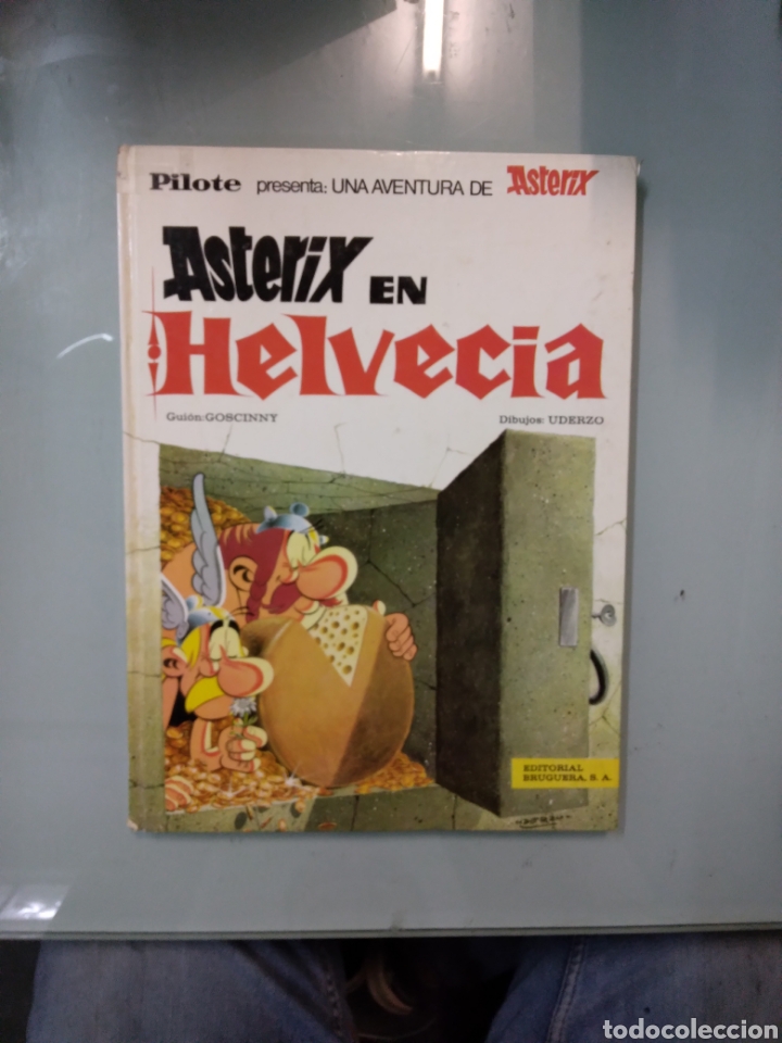 C&oacute;mics: Asterix en Helv&eacute;tica,PILOTE - Foto 1