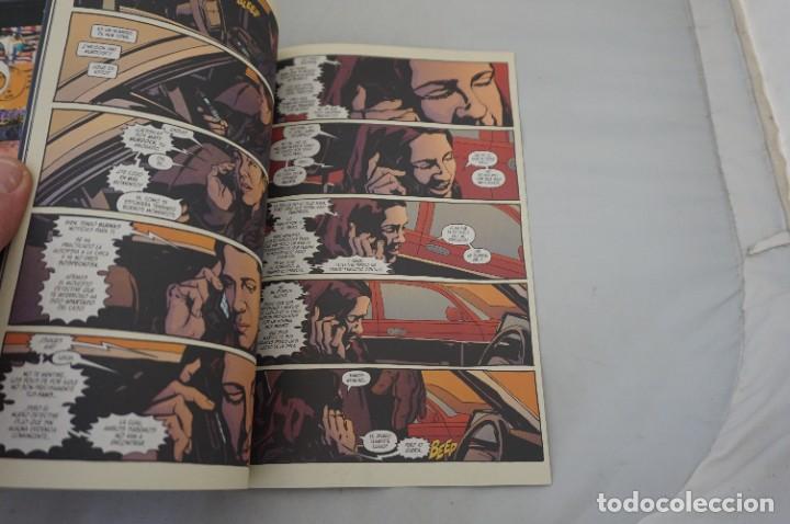 C&oacute;mics: 18C/ MAX - ALIAS - 2 - BENDIS, GAYDOS - Foto 3