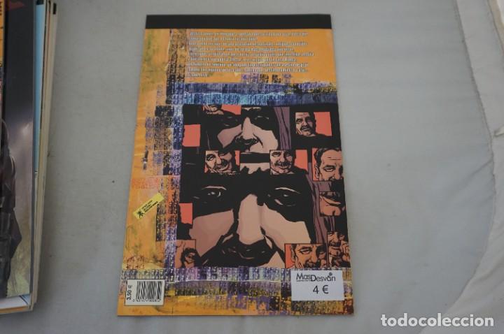 C&oacute;mics: 18C/ MAX - ALIAS - 2 - BENDIS, GAYDOS - Foto 5