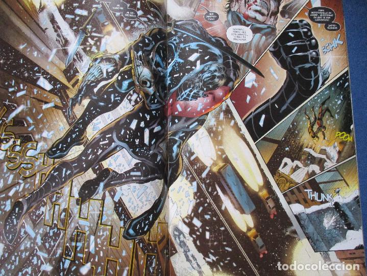 C&oacute;mics: DC / BATMAN N.&ordm; 8 LA NOCHE DE LOS B&Uacute;HOS - PARTE 2 &middot; ECC - Foto 4