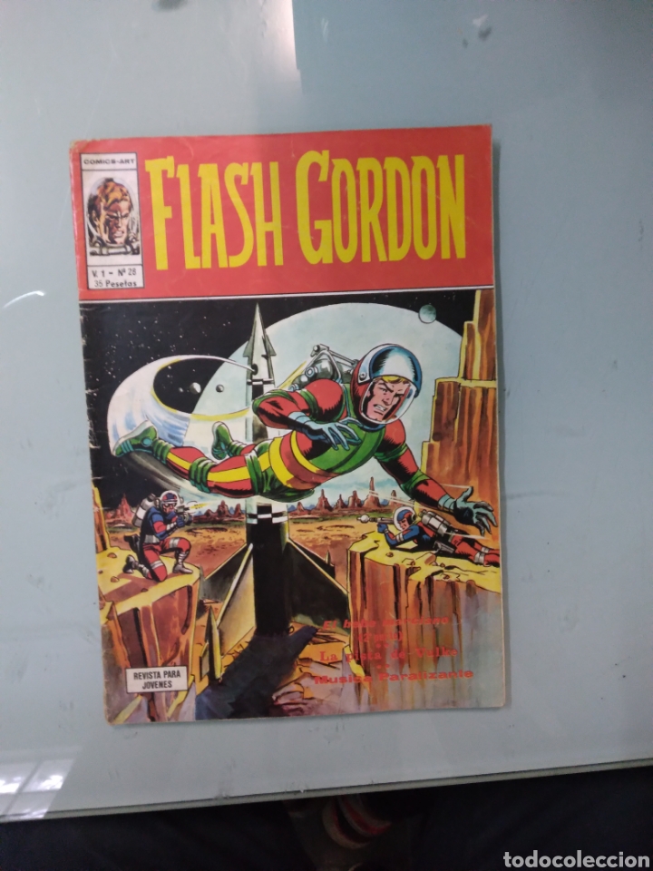 C&oacute;mics: Flash Gordon, Comics Art,.volumen 1,.numero 28 - Foto 1