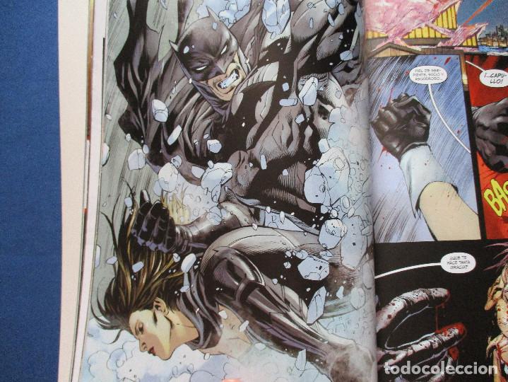 C&oacute;mics: DC / BATMAN: T&Aacute;CTICAS INTIMIDATORIAS &middot; TOMO &Uacute;NICO - OBRA COMPLETA &middot; ECC - NUEVO - Foto 4