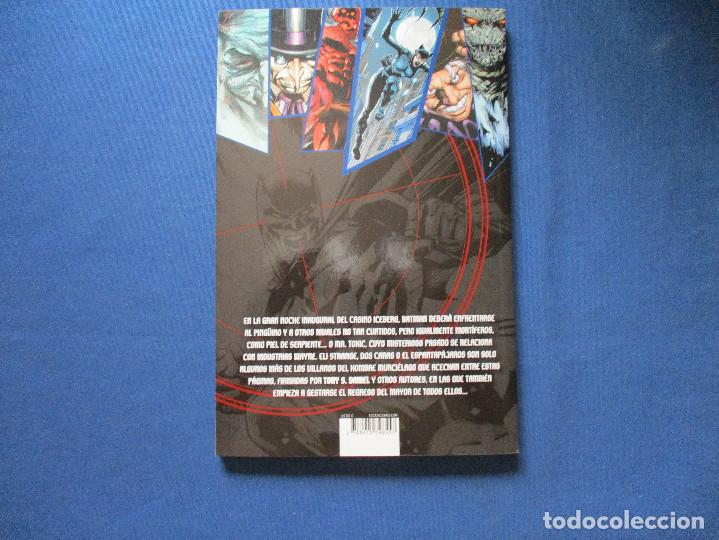 C&oacute;mics: DC / BATMAN: T&Aacute;CTICAS INTIMIDATORIAS &middot; TOMO &Uacute;NICO - OBRA COMPLETA &middot; ECC - NUEVO - Foto 7
