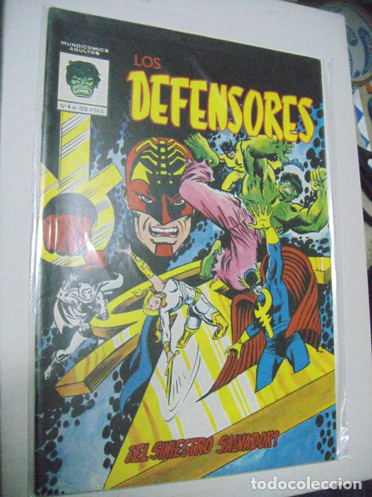 C&oacute;mics: LOS DEFENSORES N&ordm; 4 - ED. MUNDICOMIC - Foto 1