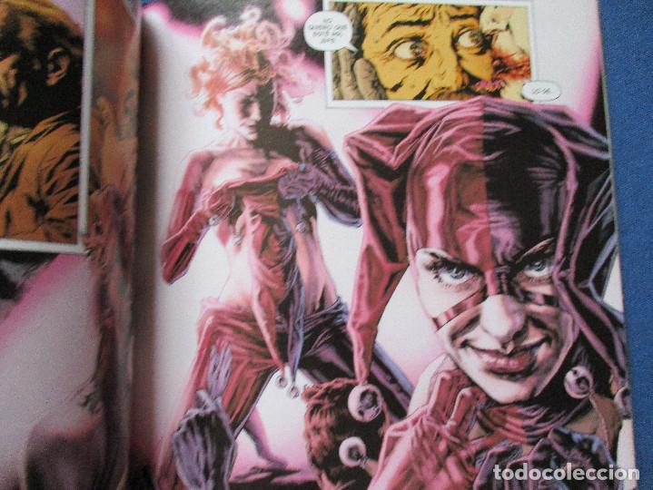 C&oacute;mics: DC / BATMAN &middot; JOKER de BRIAN AZZARELLO y LEE BERMEJO &middot; DC BLACK LABEL &middot; ECC - NUEVO - Foto 3