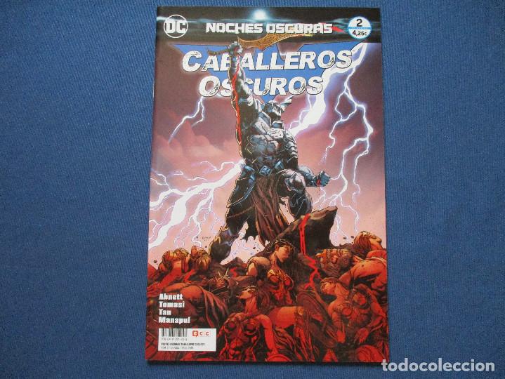 C&oacute;mics: DC / BATMAN &middot; NOCHES OSCURAS &middot; CABALLEROS OSCUROS N.&ordm; 2 &middot; ECC - Foto 1